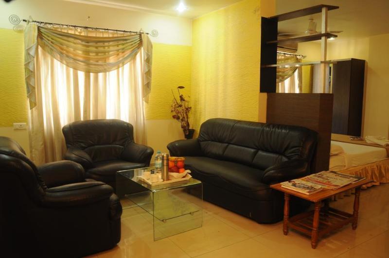 Hotel Tanisha Hyderabad Esterno foto